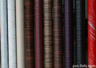 Màng PVC có độ bóng cao chống lạnh cho tủ bếp