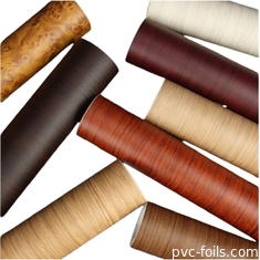 Giá nhà máy MOQ thấp Wallpaper tự dán đồ nội thất nhãn dán gỗ Vinyl hạt PVC phim bán