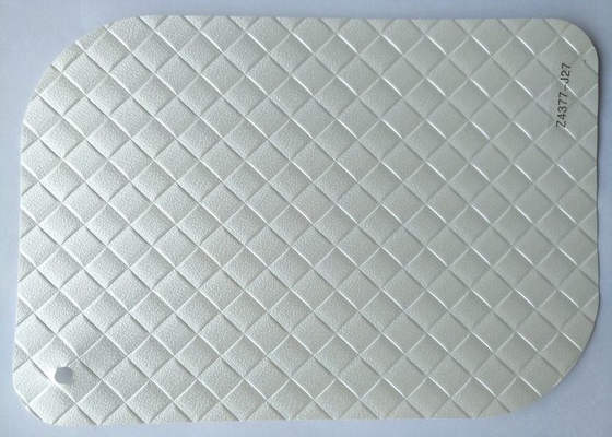Lá trang trí PVC dập nổi 3D có chiều rộng 1260mm để ép màng